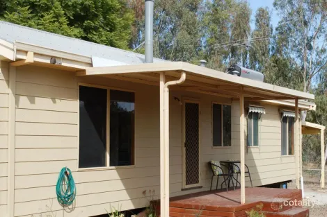 Property photo of 16A Berry Brow Road Bakers Hill WA 6562