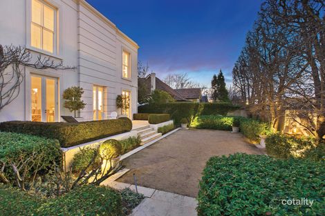 Property photo of 22 Selborne Road Toorak VIC 3142