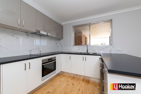 Property photo of 33 Surveyor Street Queanbeyan NSW 2620