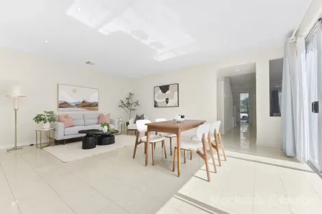 Property photo of 8 Sabina Park Drive Mulgrave VIC 3170