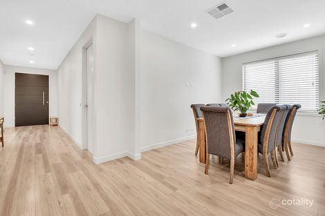 Property photo of 8 Picardy Way Wollert VIC 3750