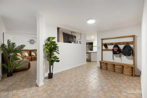 Property photo of 42 Braddock Road Wellard WA 6170