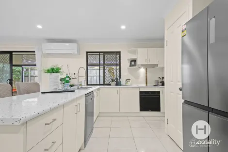 Property photo of 12 Gould Place Calamvale QLD 4116
