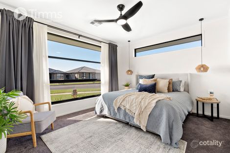 Property photo of 35 Seaside Boulevard Moana SA 5169