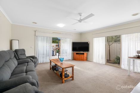 Property photo of 25 Boronia Grove Wendouree VIC 3355