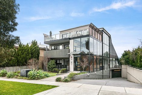 2/16 Winifred St, Essendon, VIC 3040