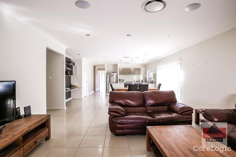 Property photo of 8 Amari Street Holmview QLD 4207