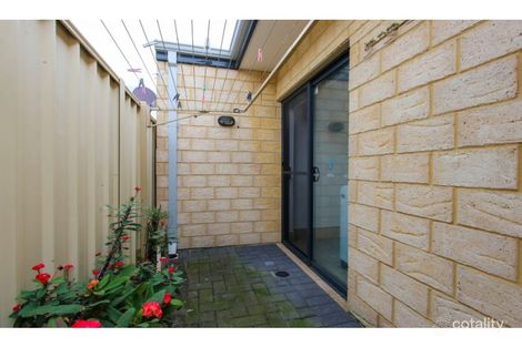 Property photo of 9/25 Rossmore Drive Madeley WA 6065