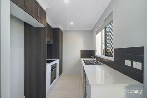 Property photo of 2/8 Gold Avenue Yarrabilba QLD 4207
