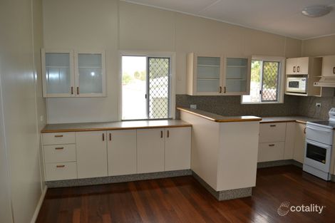 17 Sapphire St, Happy Valley, QLD 4825