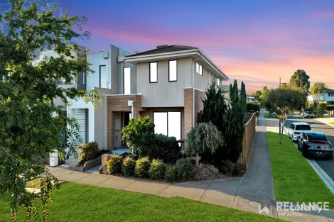 Property photo of 30 Napoli Circuit Greenvale VIC 3059