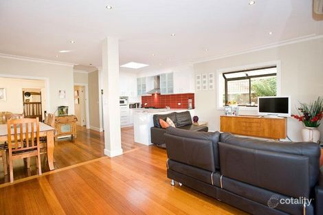 Property photo of 35 Collegian Avenue Strathmore VIC 3041