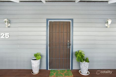 Property photo of 25 Linnett Street Berserker QLD 4701