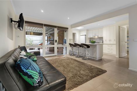 Property photo of 5 Heape Way Ringwood North VIC 3134