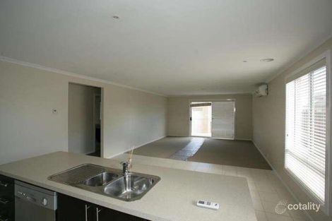 Property photo of 2 Hiltaba Walk Tarneit VIC 3029