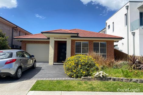 Property photo of 30 Rowe Drive Potts Hill NSW 2143