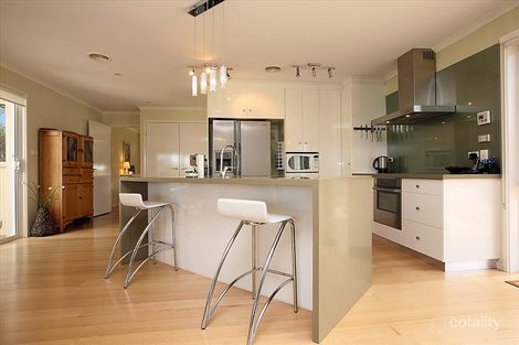 Property photo of 37 Dash Crescent Fadden ACT 2904