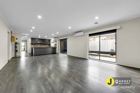 Property photo of 18 Vega Terrace Cranbourne VIC 3977