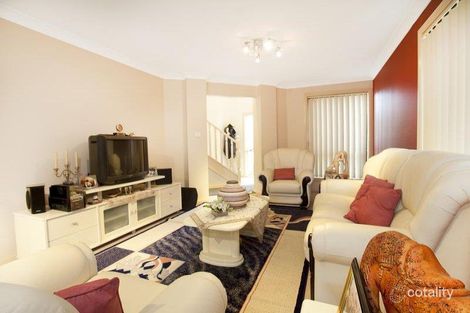 Property photo of 17 Palana Close West Hoxton NSW 2171