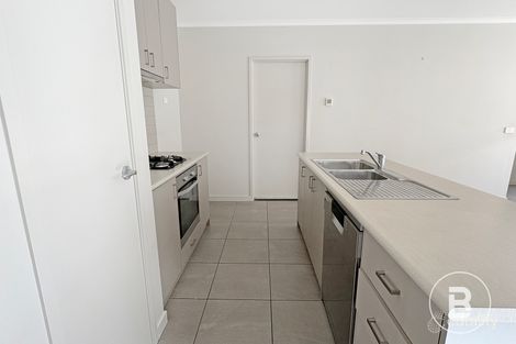 Property photo of 11 Ranlea Place Sebastopol VIC 3356