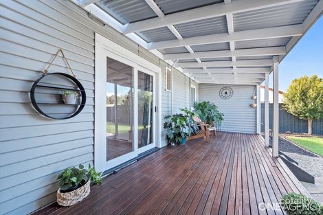 Property photo of 32 Doyne Crescent Traralgon VIC 3844