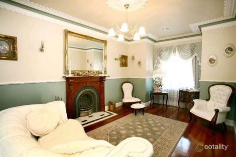 Property photo of 8 Grenfell Place Lysterfield VIC 3156