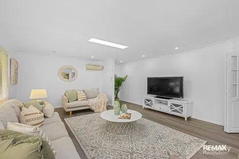 Property photo of 38 Mansfield Place Mansfield QLD 4122