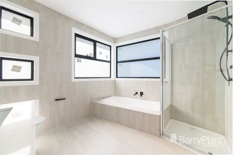 Property photo of 1/10 Pyalong Crescent Dallas VIC 3047