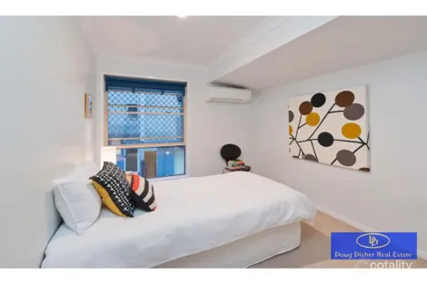 Property photo of 2/37 Union Street Taringa QLD 4068