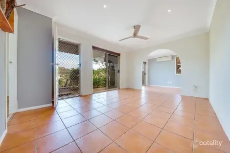 Property photo of 17 Flounder Crescent Toolooa QLD 4680