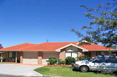 2 Hickman St, Mount Saint Thomas, NSW 2500