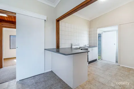 Property photo of 37 George Evans Road Killarney Vale NSW 2261