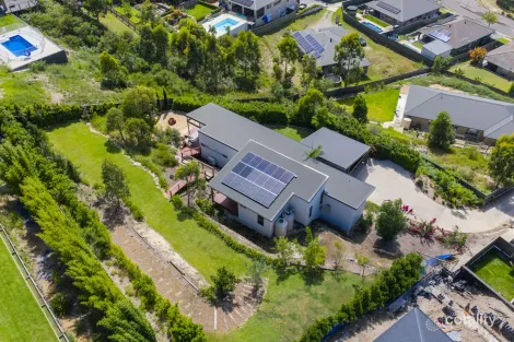 Property photo of 5 Pegasus Road Cameron Park NSW 2285