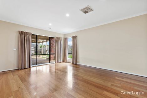 Property photo of 8 Grenache Court Sunbury VIC 3429