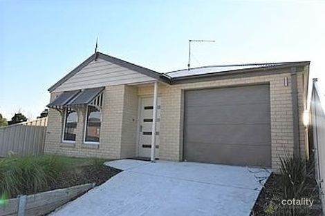 Property photo of 6 Arapiles Drive Moe VIC 3825