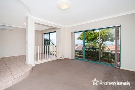 Property photo of 7/185 Anchorage Drive Mindarie WA 6030