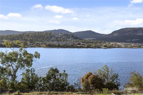 Property photo of 25 Wendourie Parade Austins Ferry TAS 7011