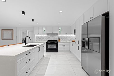 Property photo of 82 Jacana Crescent Flinders View QLD 4305