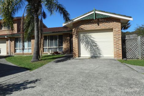 Property photo of 2/22 Christle Street Green Point NSW 2251