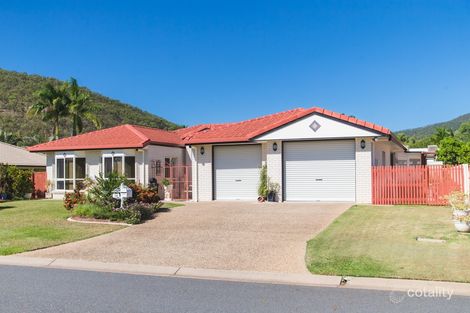 19 Harris Cres, Norman Gardens, QLD 4701
