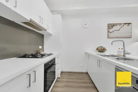 Property photo of 6 Raimo Place Doreen VIC 3754