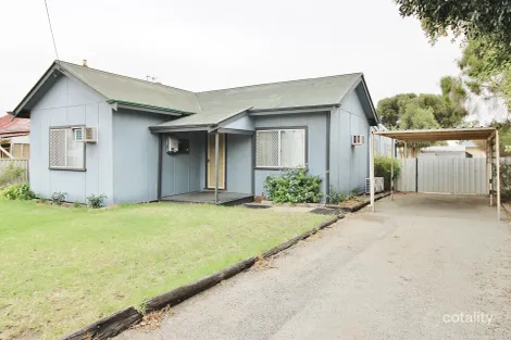 4 Johnston St, Wagin, WA 6315
