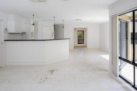 Property photo of 3 Allott Court Spring Gully VIC 3550