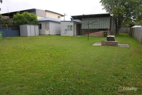 Property photo of 35 Woolana Avenue Budgewoi NSW 2262