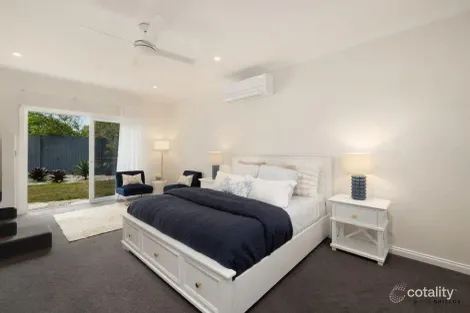 Property photo of 24 Rowena Road Narraweena NSW 2099