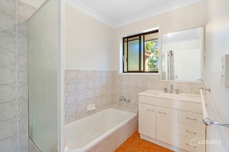 Property photo of 32 Japonica Drive Palm Beach QLD 4221
