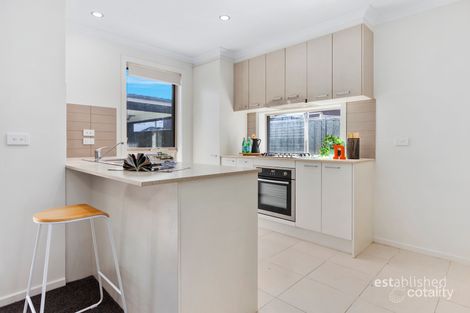 Property photo of 43 Luster Crescent Tarneit VIC 3029