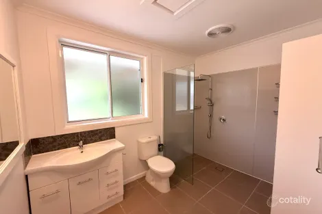 Property photo of 3 Gerrard Street Drouin VIC 3818