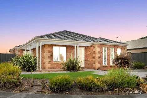 Property photo of 36 Eppalock Drive Manor Lakes VIC 3024