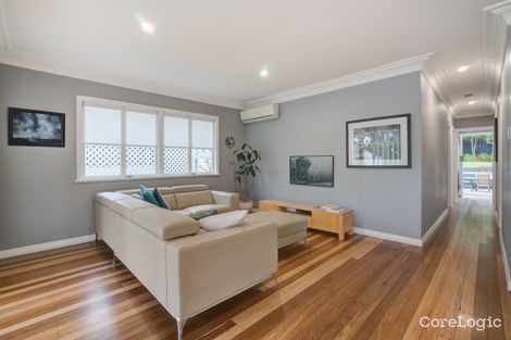 Property photo of 32 Garden Terrace Newmarket QLD 4051